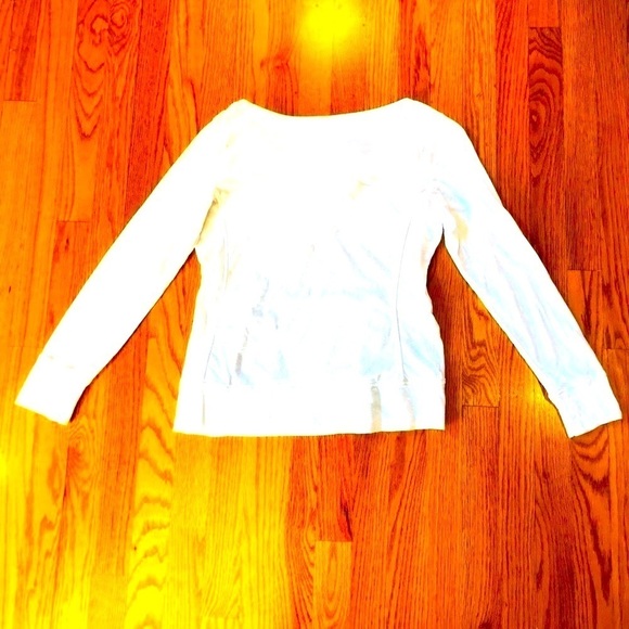 Eddie Bauer Long Sleeve & Gathered Neckline Blouse - Picture 2 of 7